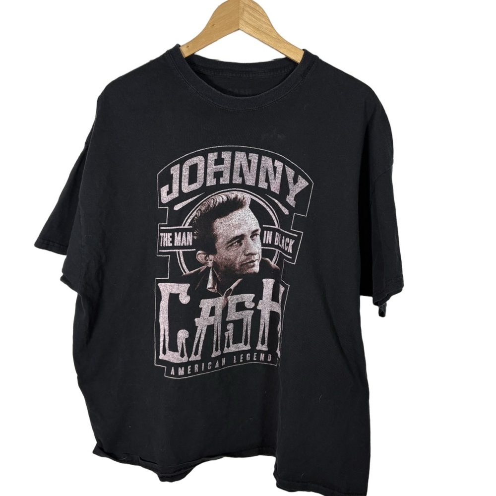 Johnny Cash “Man in Black” Graphic Tee Black Distressed Look